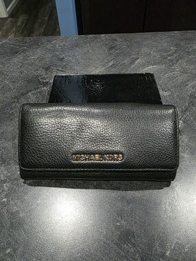 Vintage Michael Kors Wallet